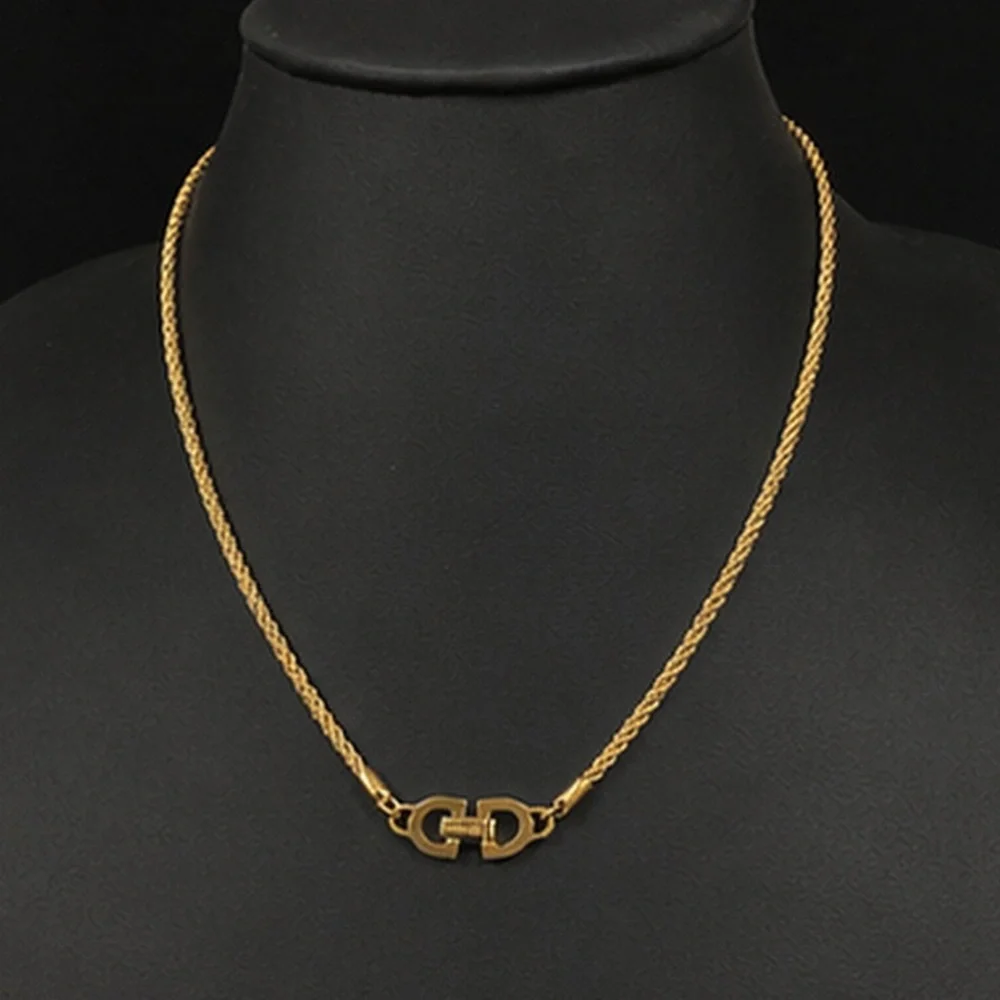 DIOR Twisted Rope Gold Plated Necklace with CD Signature Interlocking Clasp - Picture 6 of 10
